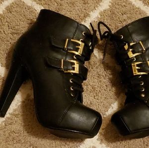 Black heeled booties